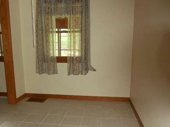 3rd image of 1920 Arizona Ave
