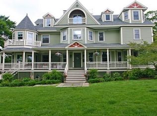 4 Mann St, Hingham, MA 02043