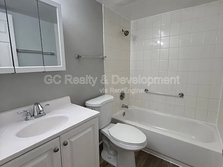 314 S Warwick Ave — Photo 11