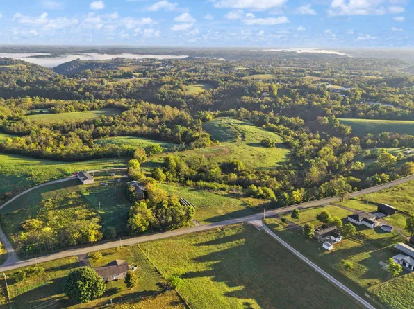 2265 Mount Hebron Rd #A, Lancaster, KY 40444