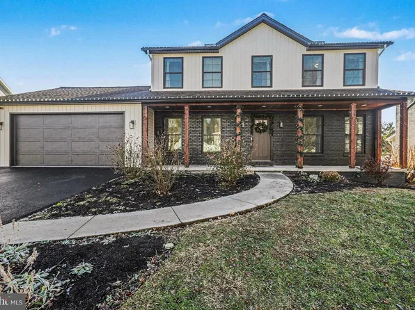 897 Sunny Hill Ln, Harrisburg, PA 17111