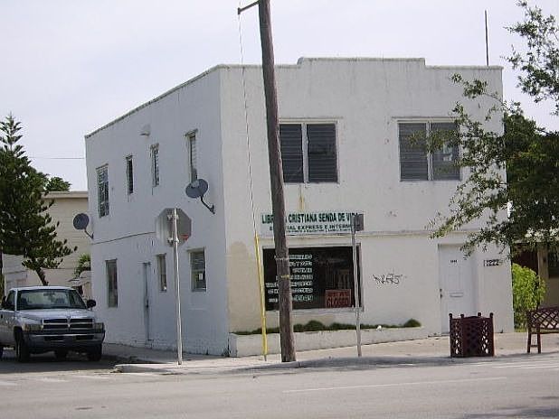 1st image of 1222 Lucerne Ave #5