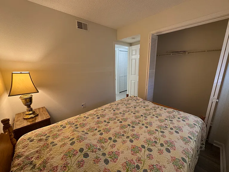 8440 Old Post Rd #102 — Photo 7