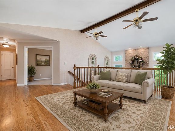 4th image of 4 Margaret Brown Ct