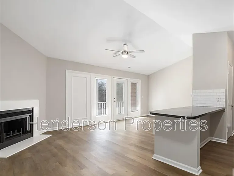 6142 Meadow Rose Ln — Photo 3