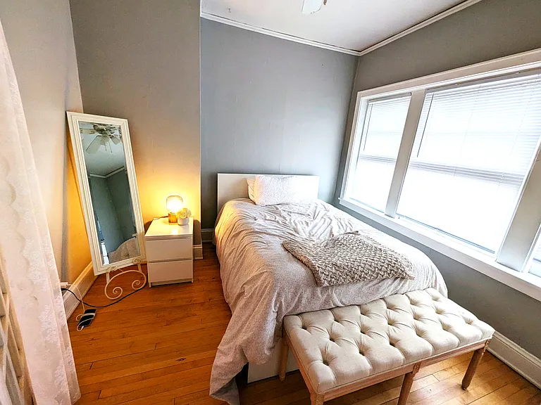 3129 Aldrich Ave S #6 — Photo 8