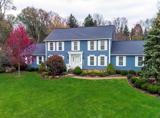 3072 Mayapple Dr, Hudson, OH 44236