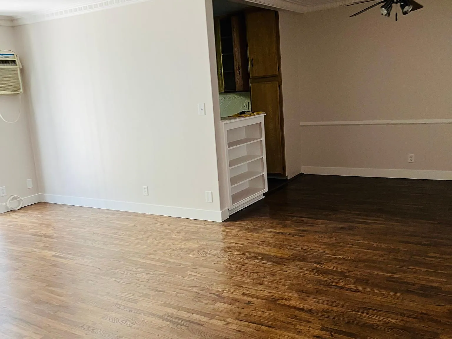636 N Flores St — Photo 3