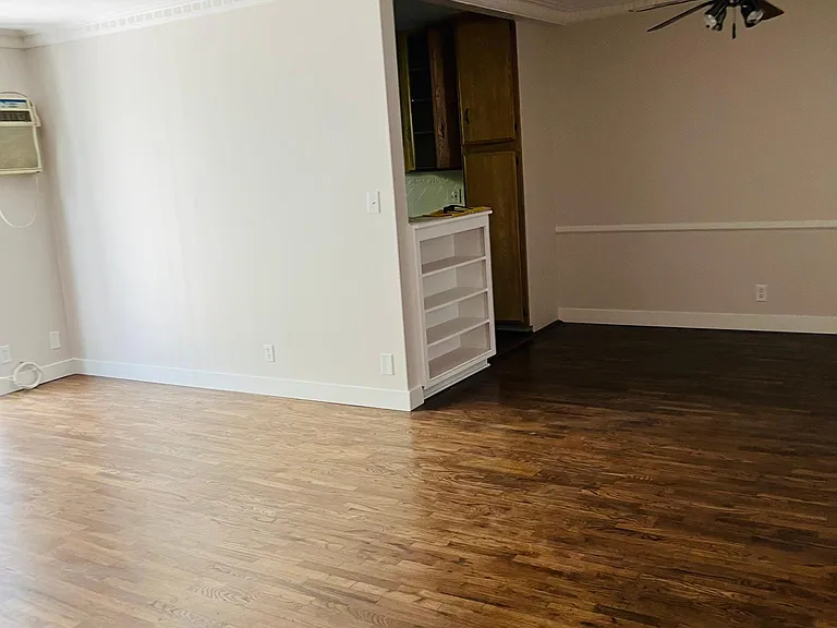 636 N Flores St #4 — Photo 3