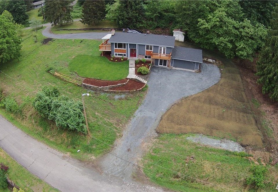 1st image of 13330 184th St SE