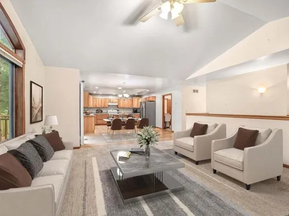 3467 Country View DRIVE, Delavan, WI 53115