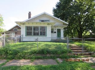 913 E Blackford Ave, Evansville, IN