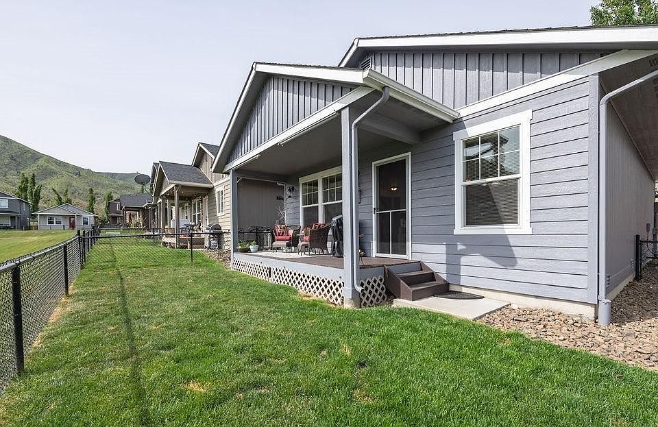 Back porch/yard