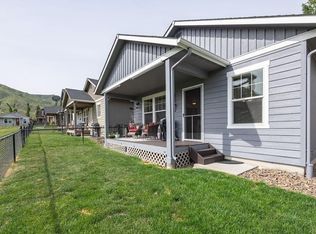 2131 Roper Ln, Wenatchee, WA 98801