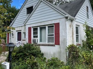 2599 Hulmeville Rd, Bensalem, PA 19020