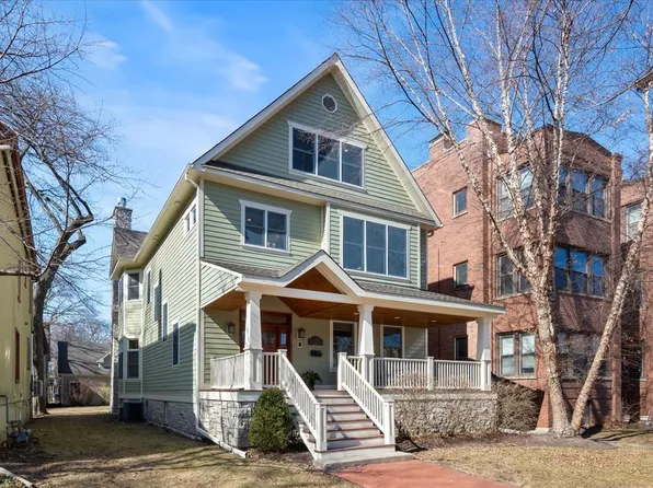 1218 Elmwood Ave, Evanston, IL 60202