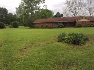 15746 SE Pear St, Blountstown, FL 32424