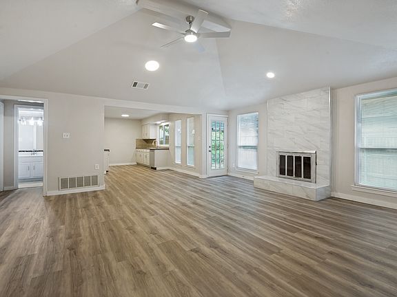 2nd image of 2208 Placid Dr