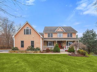 48 Marie Ct, Wappingers falls, NY 12590