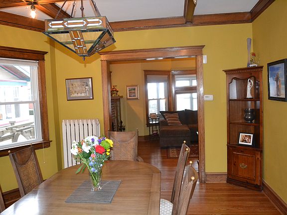 3rd image of 610 Gunderson Ave