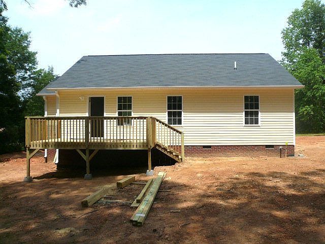 2nd image of 136 Norwood Dr