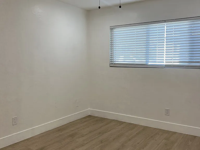 2125 Reed Ave #101 — Photo 4