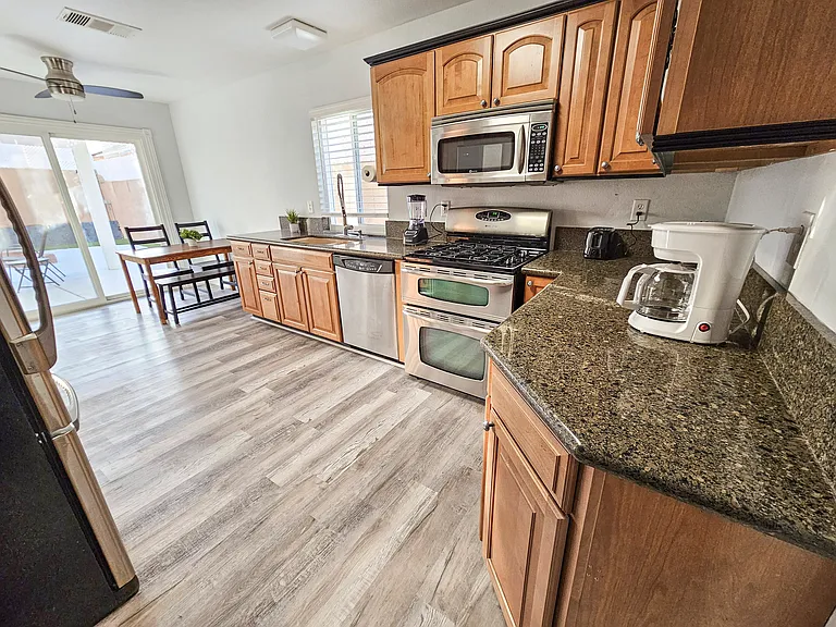 Glistening Sands Dr — Photo 9