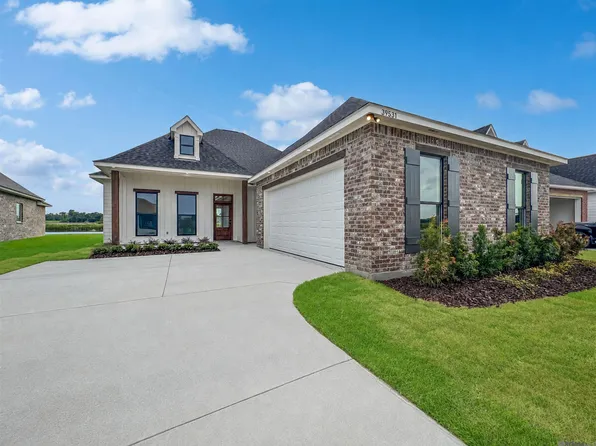 39531 Hernando De Soto Dr, Darrow, LA 70725
