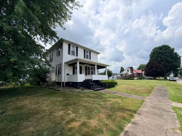702 Poplar St, Kenova, WV 25530