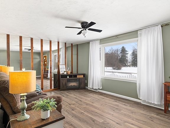 3rd image of 2420 Mansfield Washington Rd