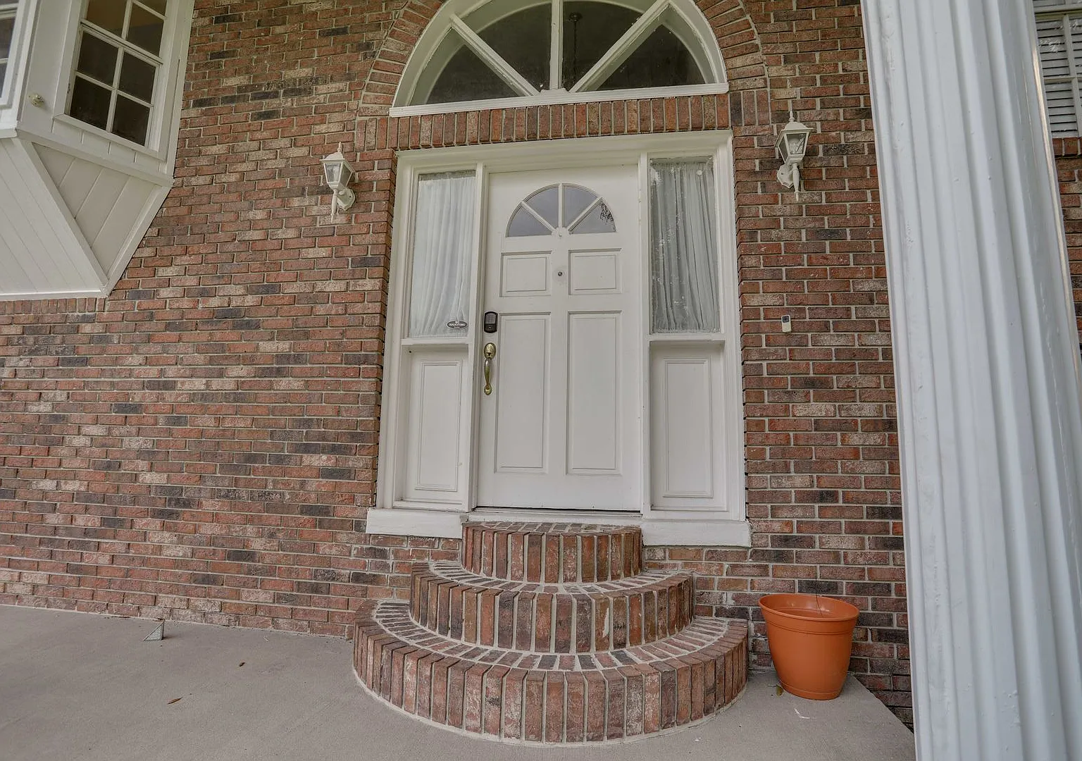 5212 Abelia Dr — Photo 3