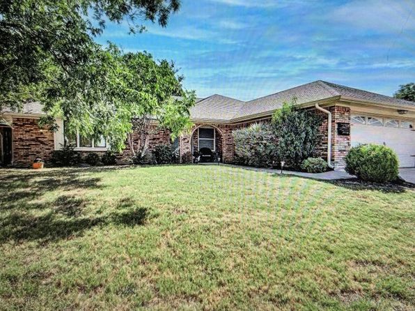 708 Patty B Ln
