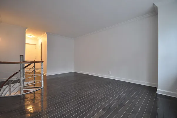 Rented by Compass | media 13
