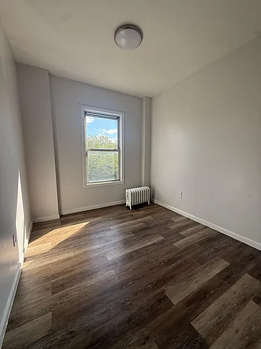259 Verona Ave #5R Photo 1
