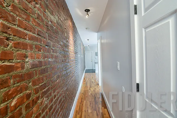 Rented by Fiddler Realty | media 25