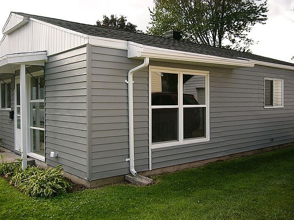 3rd image of 1159 Lakewood Dr