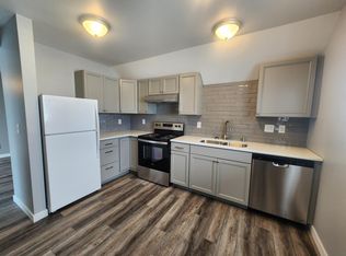 1013 E Gordon Ave FLOOR 2, Spokane, WA 99207