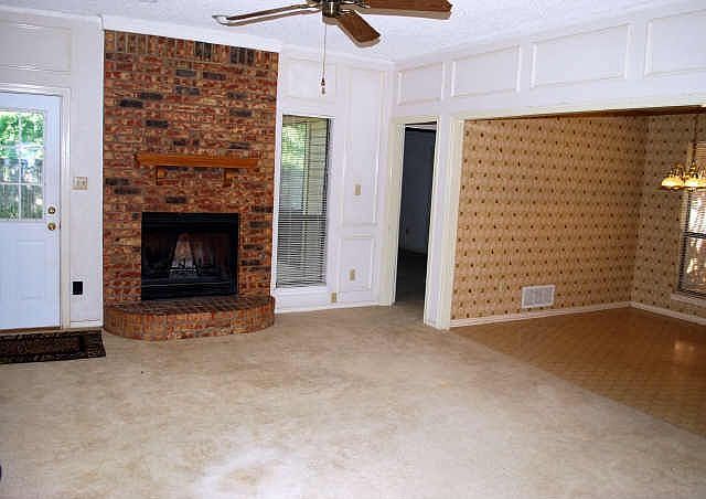 2nd image of 4901 Creekwood Dr