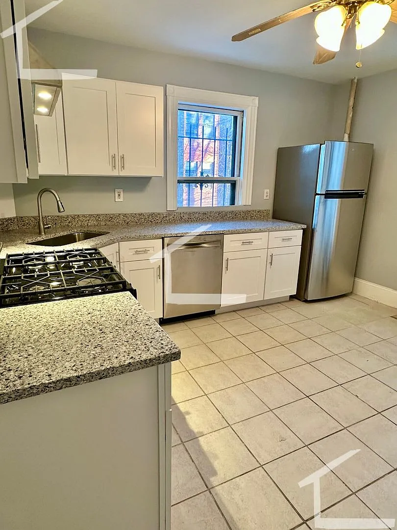 Check out this 2 bed in Allston... — Photo 2