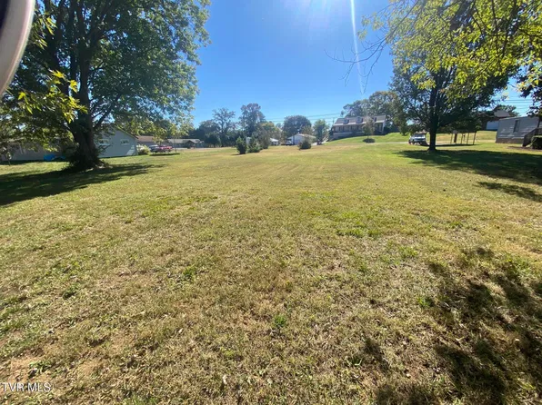 Holliston, Church Hill, TN 37642