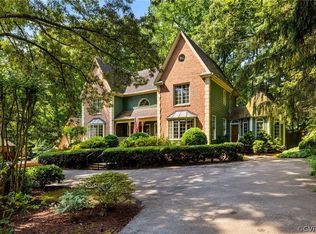 8703 Berwickshire Dr, Henrico, VA 23229