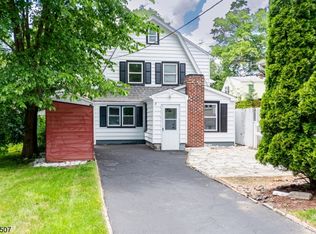 31 Grey Rock Ave, Little Falls, NJ 07424