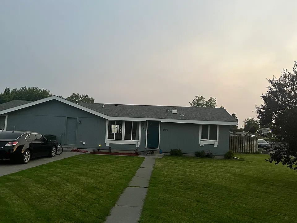 160 Claudia Ct
