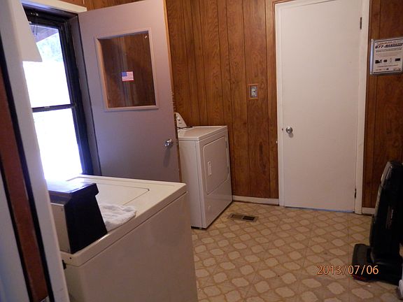 3rd image of 1346 Dulong Ave