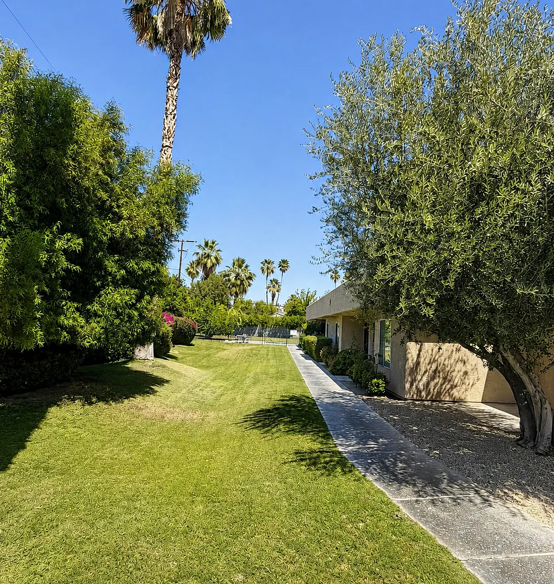 2 bed, 750 sqft, $2,050 — Photo 1
