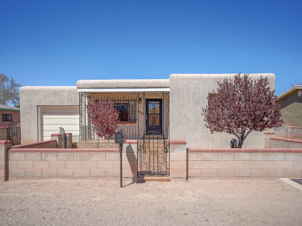 1729 Hooper Rd SW, Albuquerque, NM 87105