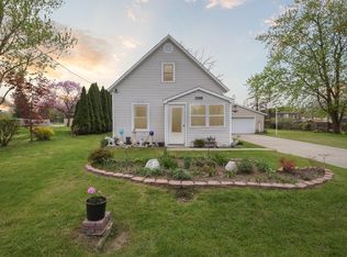 12948 Peck Ave, Sawyer, MI 49125