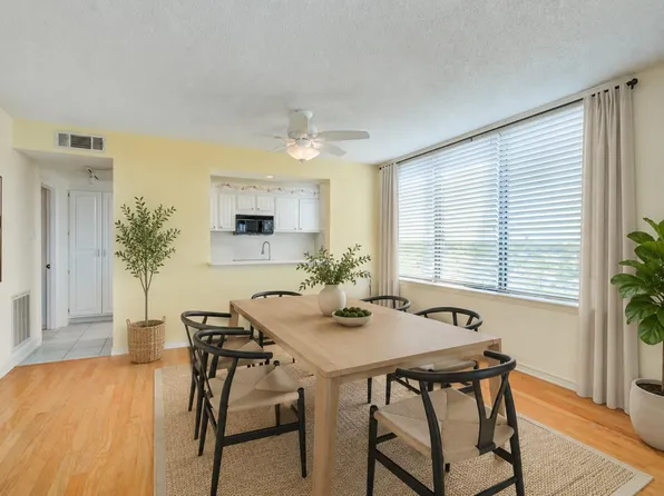 14655 Champion Forest Dr #1/104, Houston, TX 77069