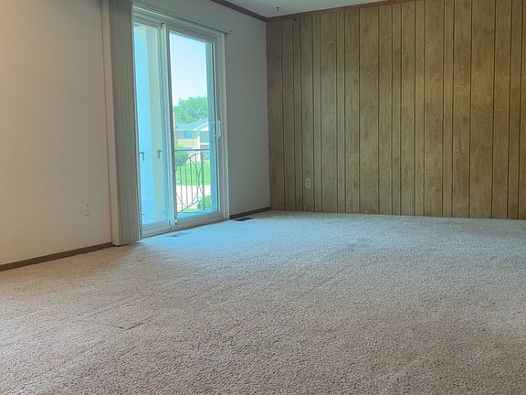 3rd image of 37098 Camelot Dr #2