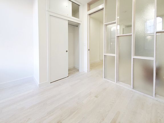 4th image of 212 Lafayette St #1BB